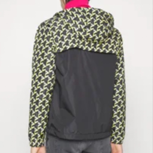 🎁 MCM Cubic Zip Up Monogram Print Jacket - Picture 3 of 3